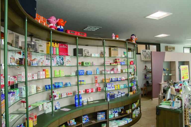 ウロコイ辻薬店